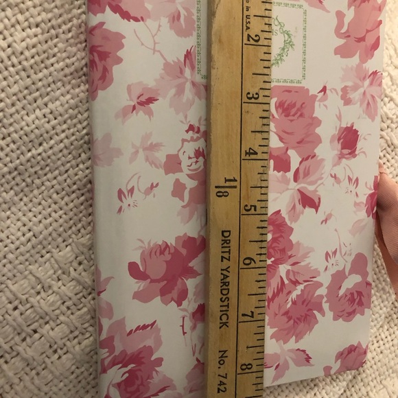 Shabby Chic Floral Pink and White Personal Journal - Picture 6 of 8